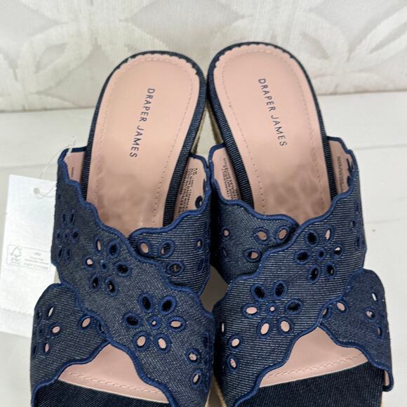 Draper James Emily Eyelet Blue Denim Walkable Wedge Sandals Size 9 NWB - Picture 4 of 10